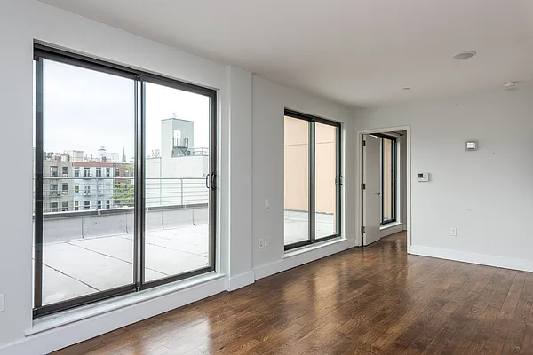 Rented by Nooklyn NYC LLC | media 48