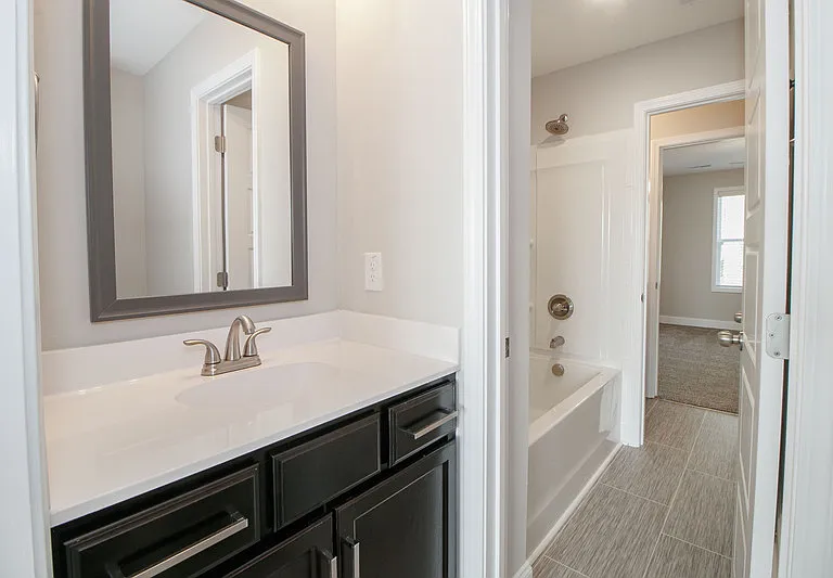 220 Drayton Dr #B — Photo 10