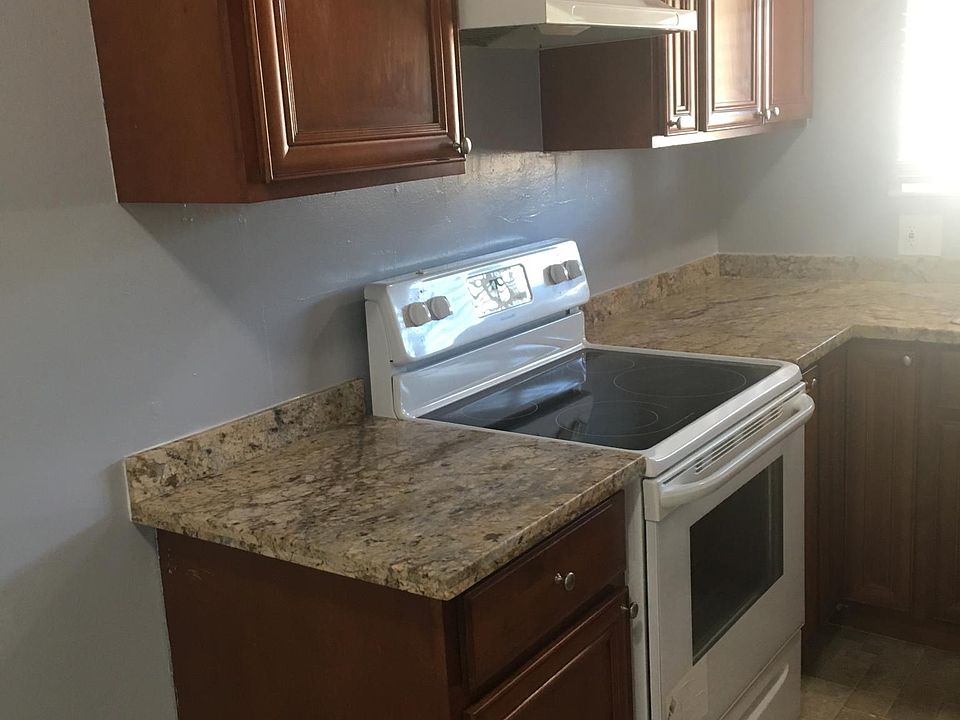 1st image of 219 Jackson Ave #0