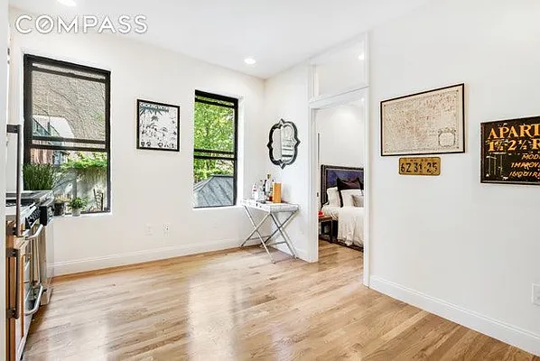 Rented by Compass | media 26