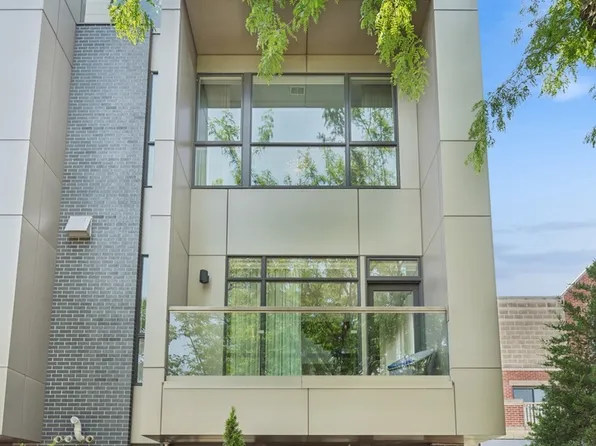 1309 W Diversey Pkwy, Chicago, IL 60614