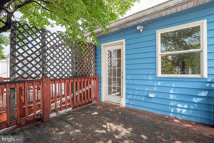 636 S Monroe St — Photo 30