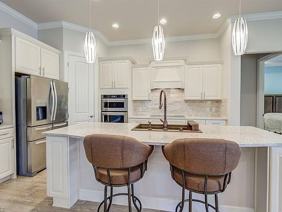 3rd image of 20529 Shady Glen Ct