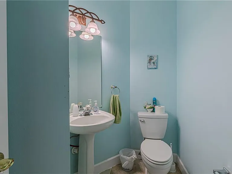 2120 Cay Lagoon Dr #222 — Photo 17