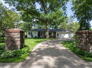 1915 Edwards Ave, Cedar Falls, IA 50613
