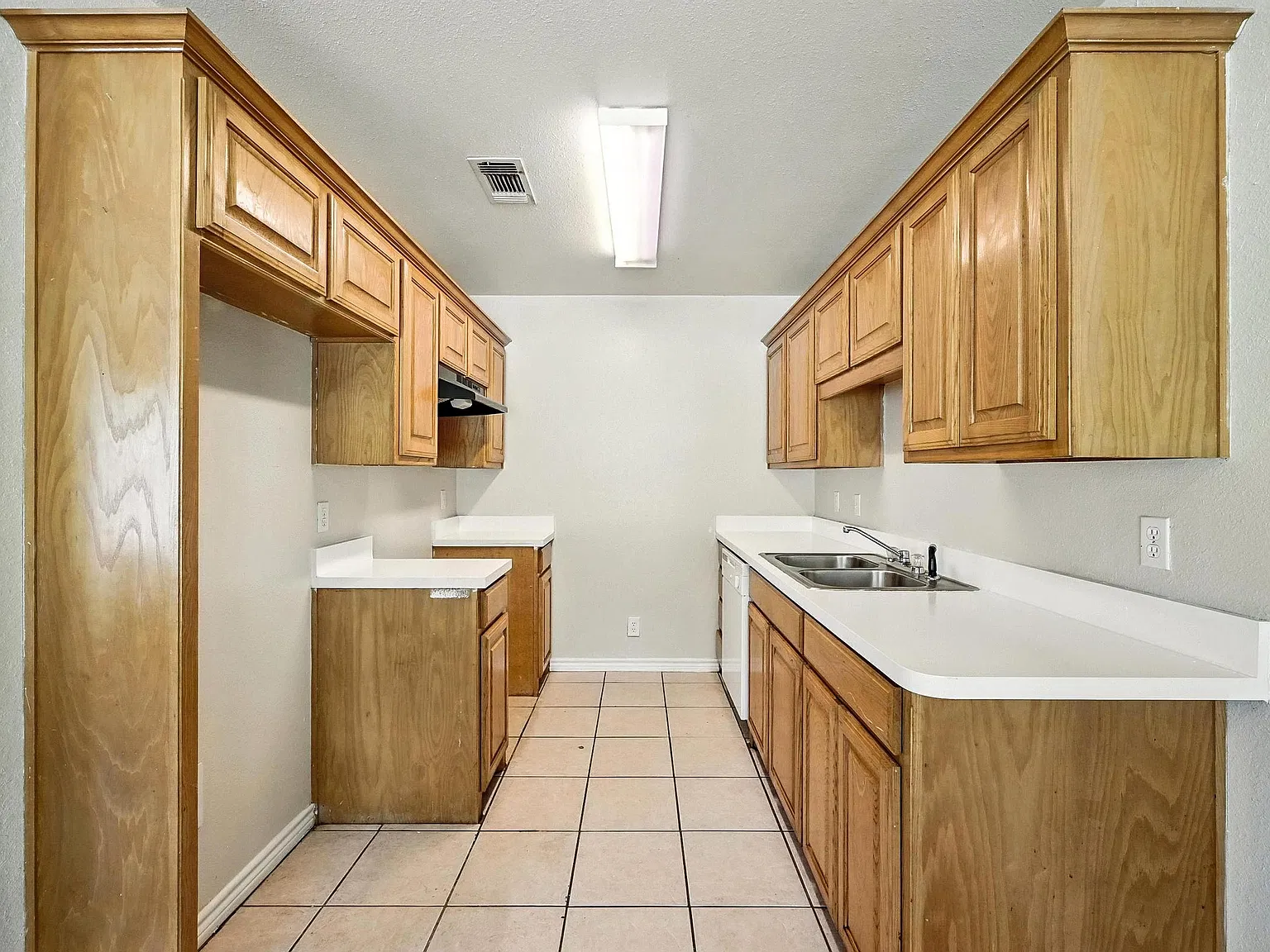 1326/1328 South Travis Street, Sherman 75090 - 1328 — Photo 2