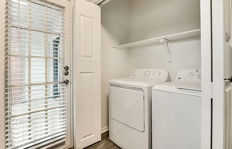 Summers Landing Apartments — Photo 24