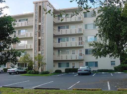 1st image of 4210 Ironwood Cir APT 205J