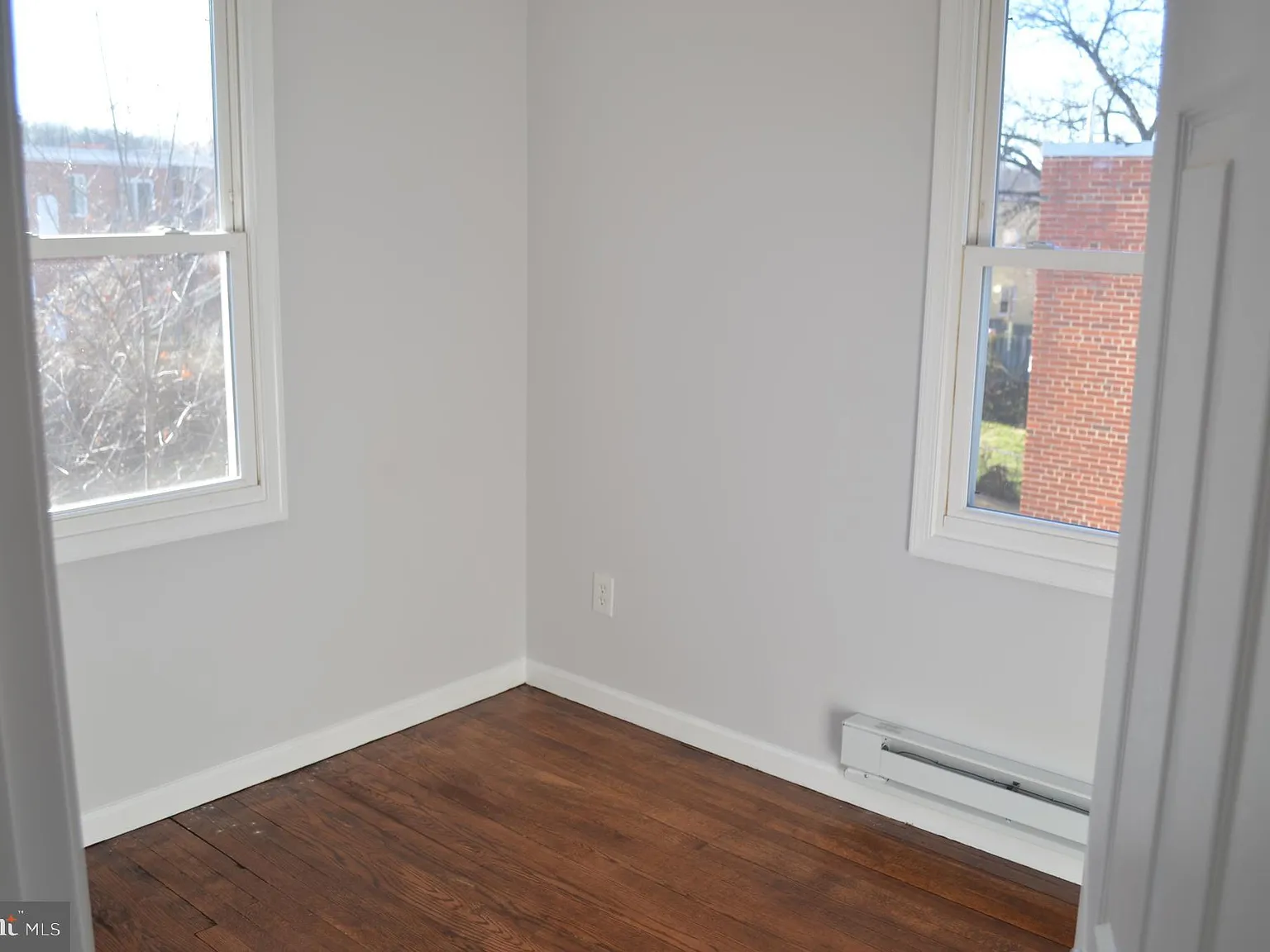 2 bed, 1.0 bath, 850 sqft, $1,790 — Photo 4