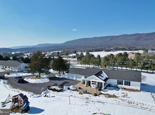 8284 Back Rd, Maurertown, VA 22644