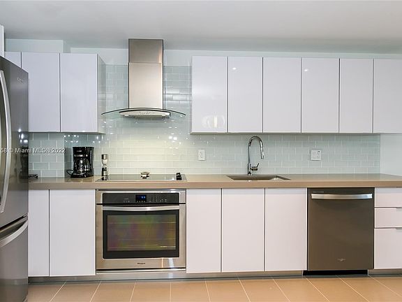 2nd image of 1600 NE 1st Ave APT 1703