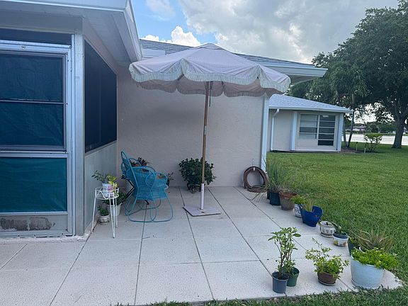 3rd image of 542 Franconia Circle