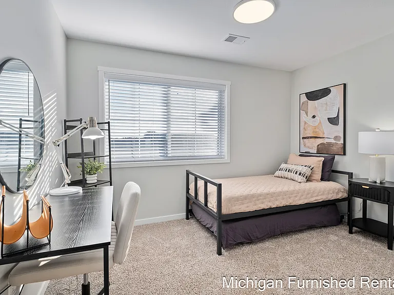 4322 Pine Forest Blvd NE #11 — Photo 25