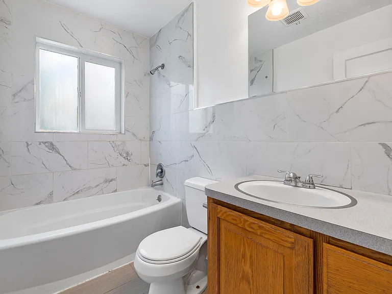 1334 N 380 W #1334 — Photo 6