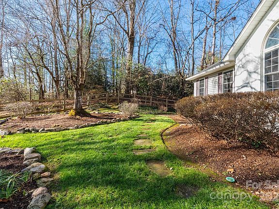 4th image of 137 Warlick Rd