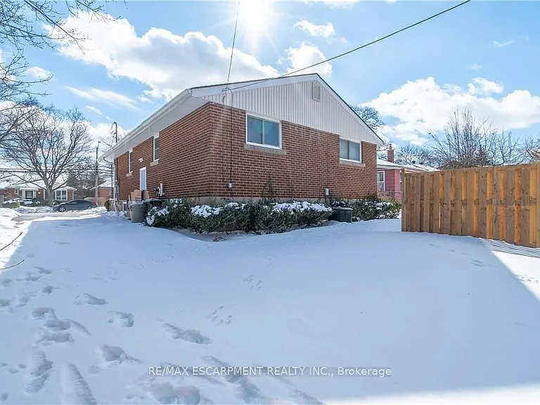 196 Upper Paradise Rd #2 — Photo 23