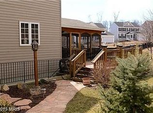 17103 Greenwood Dr, Round Hill, VA 20141
