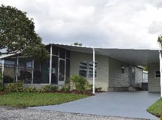 5659 Halifax Dr, Sarasota, FL 34233