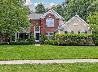 2886 Creekwood Estates Dr, Blacklick, OH 43004