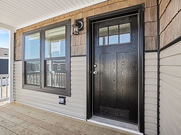 2nd image of 4188 Shalimar Dr