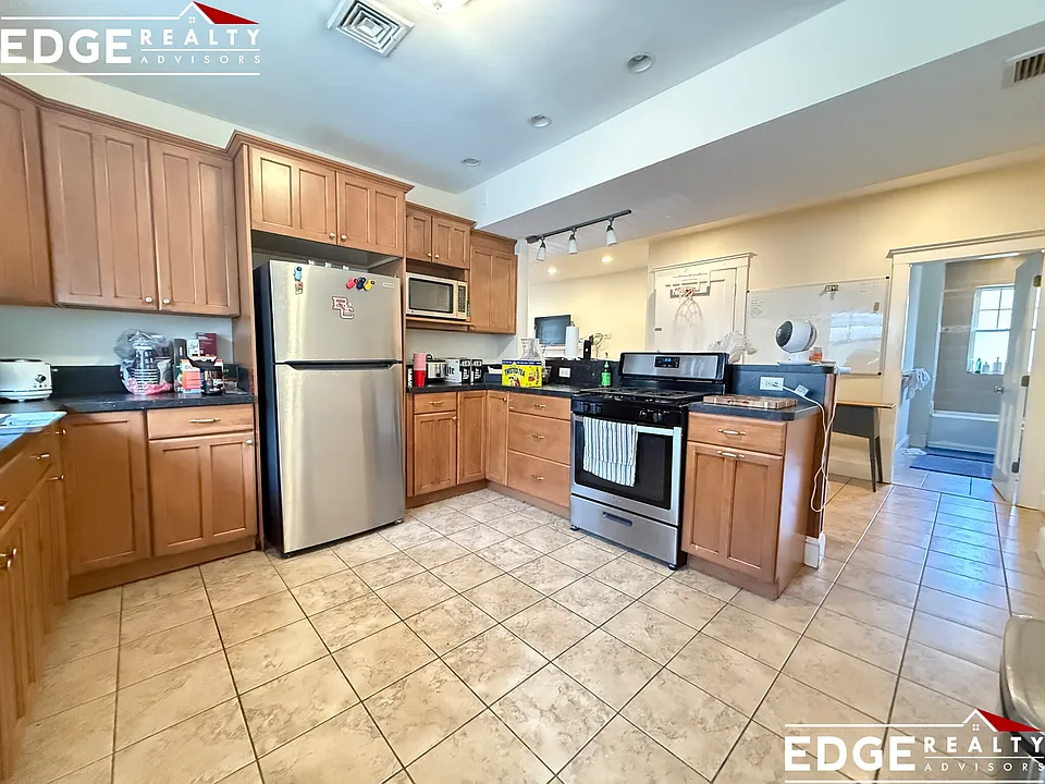 45 Radnor Rd #2