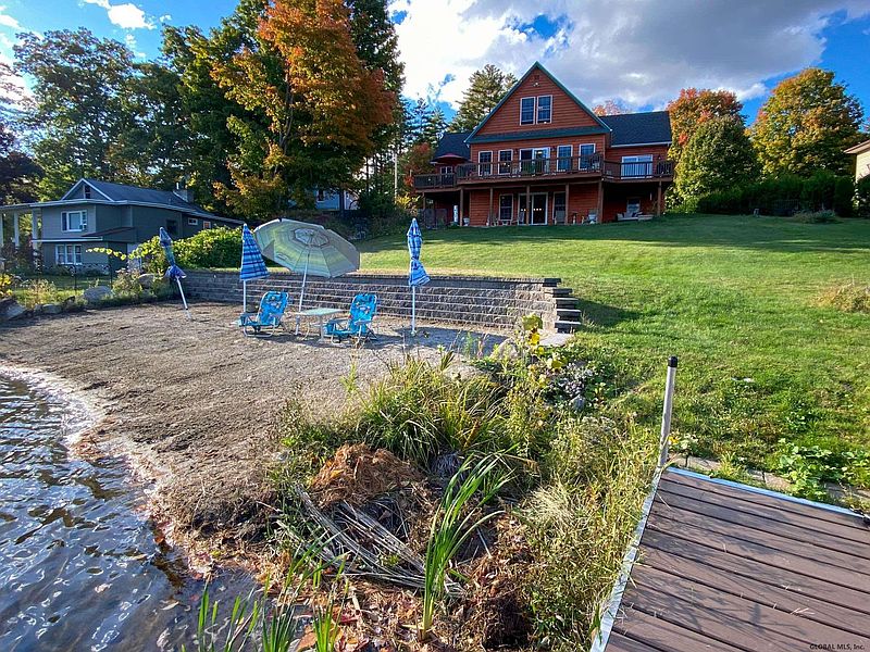 3rd image of 2085 RED JOHNSTON Way