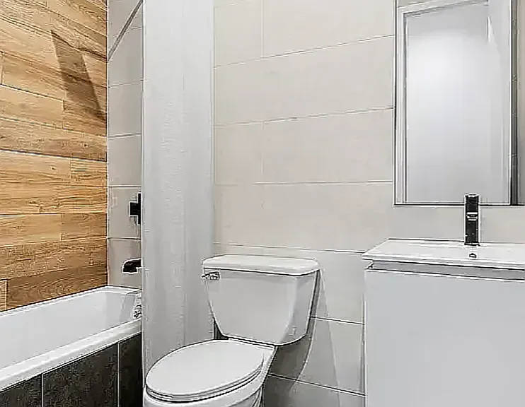 385 Chauncey St #1R — Photo 10