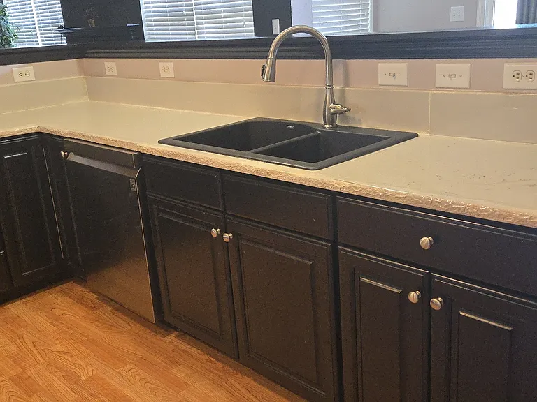 8280 Locke Cir — Photo 10