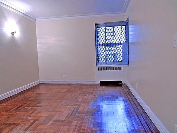4th image of 390 E 153rd St APT 2D