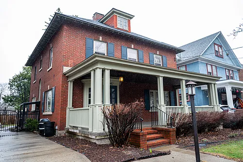 1347 Union St Photo 1