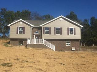 545 Calico Rd, Afton, TN 37616