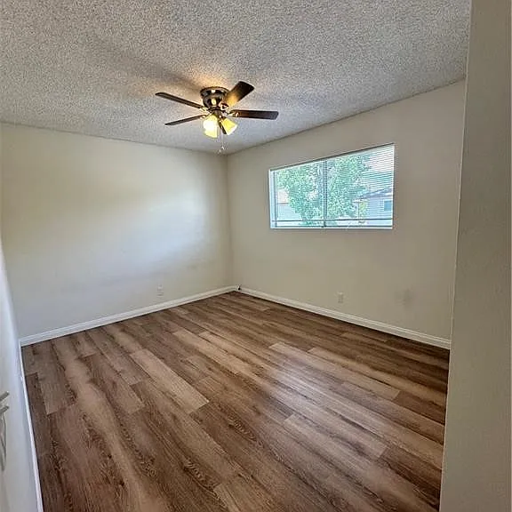 1123 W Sierra Madre Ave #4 — Photo 11