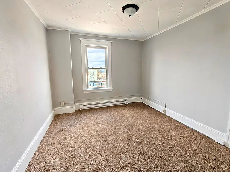 21 Dale St — Photo 20