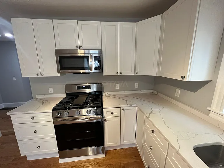366 Highland Ave #1 — Photo 23