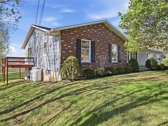5th image of 2977 Williams Hill Rd