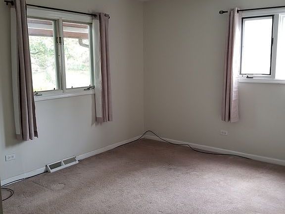 2nd image of 10129 Huntington Ct