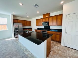 559 Sunol St, Lathrop, CA 95330