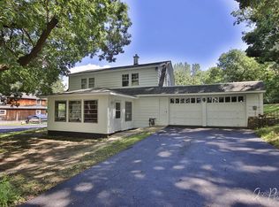 1121 River Terrace Dr, Johnsburg, IL 60051