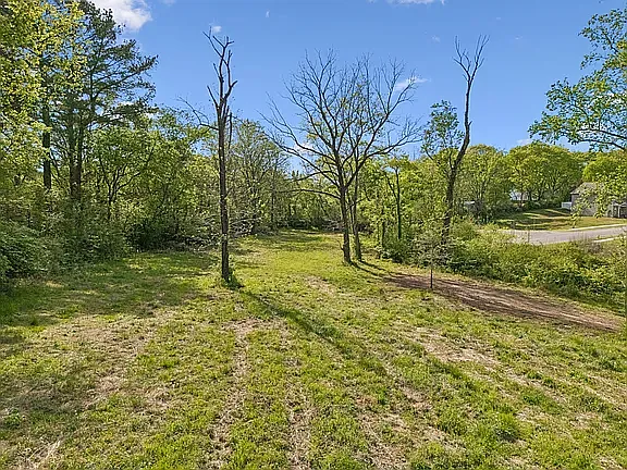 466 Mooresville Pike — Photo 35