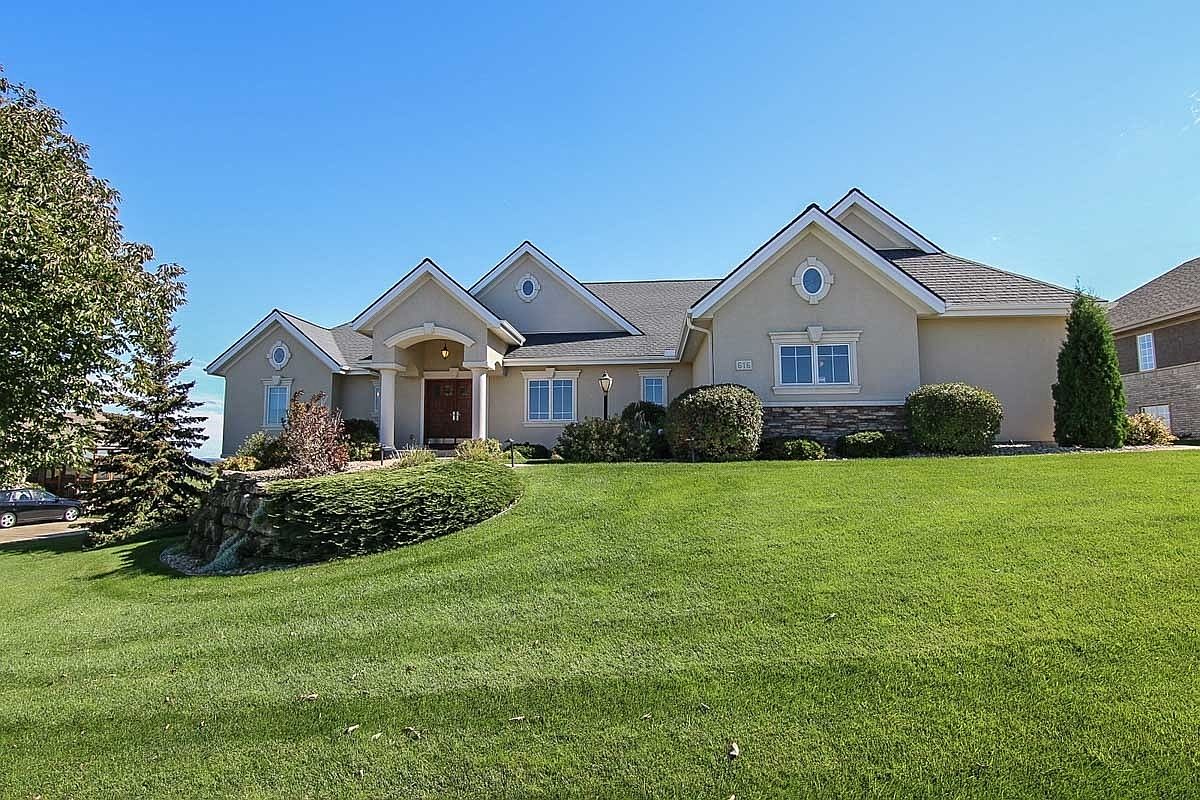 616 Bergamont Blvd, Oregon, WI 53575 Zillow