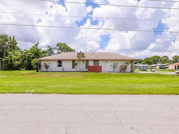 5th image of 805 SE Preston Ln