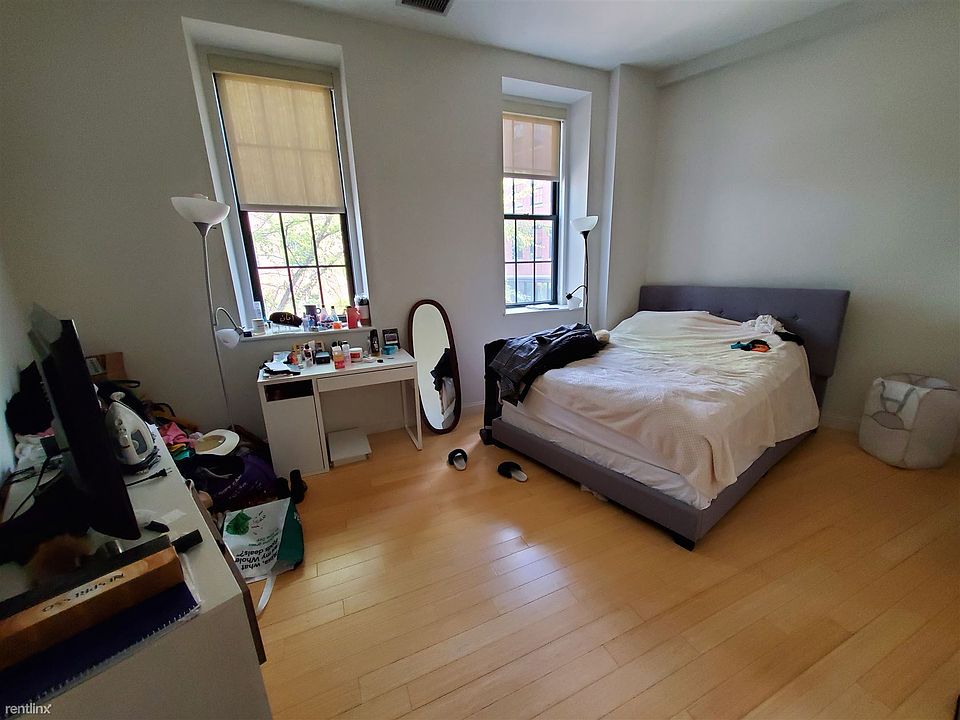 2nd image of 490 Harrison Ave #205YB