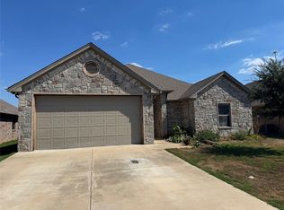 3205 Windcrest Dr, Granbury, TX 76049