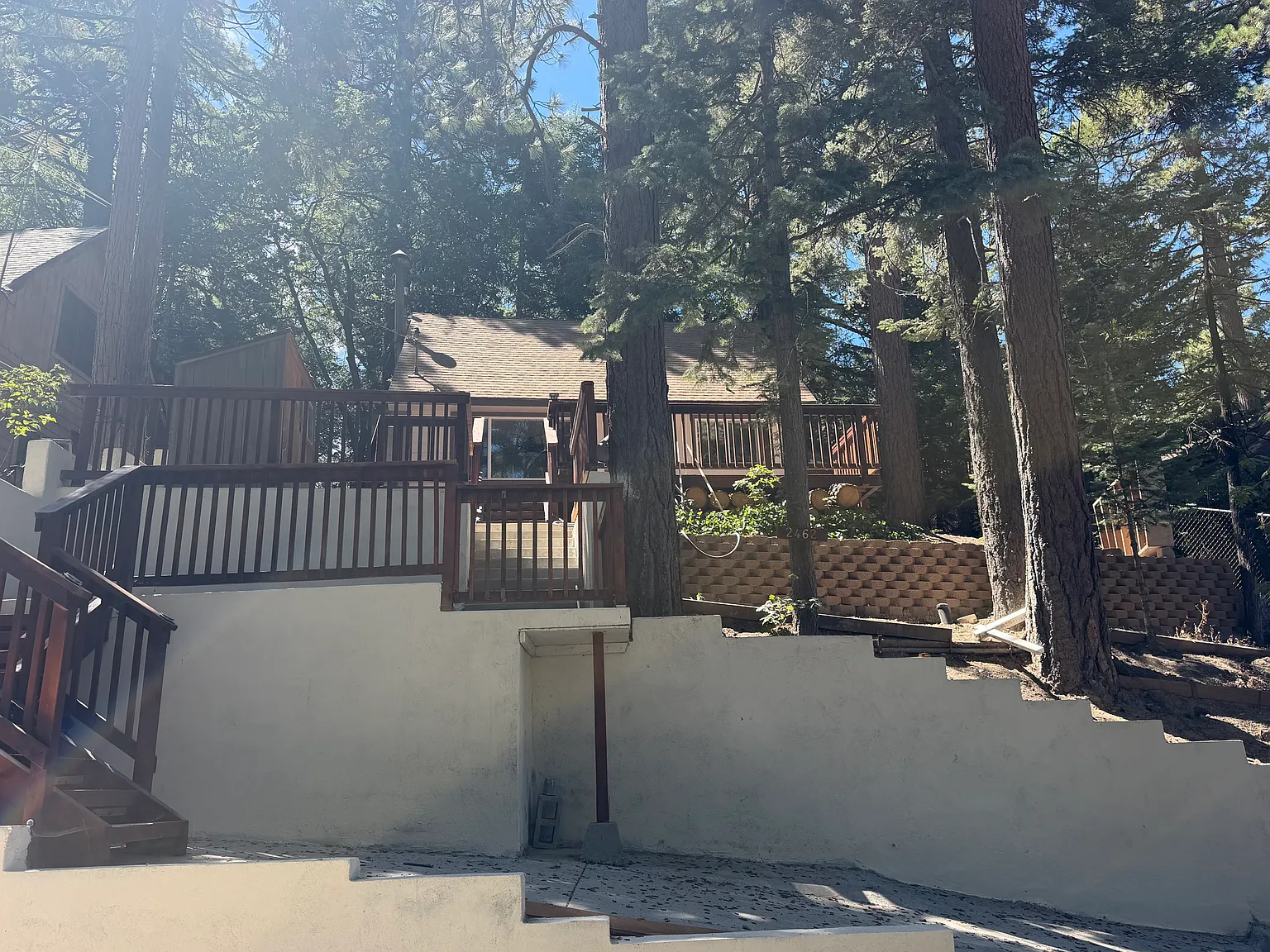 3 bed, $1,800 — Photo 2