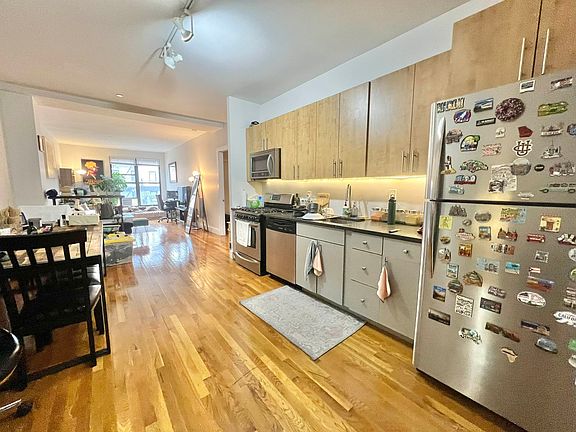 3rd image of 101 Jefferson Ave APT 2K