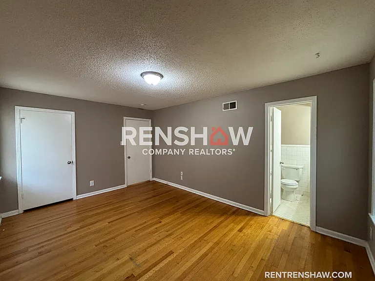 4348 Manor Haven Dr — Photo 16