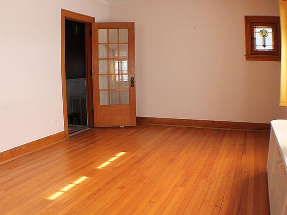 3rd image of 7205 Jackson Blvd Front 1