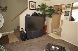 4th image of 933 Symphony Dr