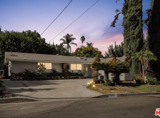 20531 Miranda Pl, Woodland Hills, CA 91367