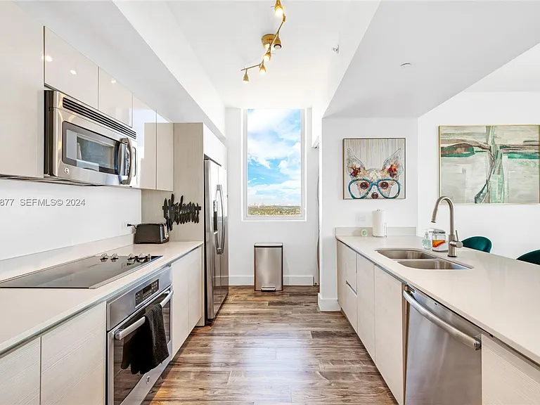 2600 E Hallandale Beach Blvd #T3302 — Photo 1
